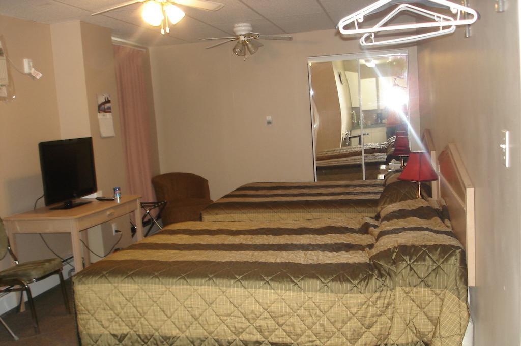 King'S Hotel & Motel By Elevate Rooms Shaunavon Ngoại thất bức ảnh